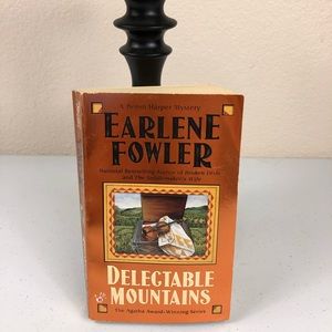 BOOK Delectable Mountains by Earlene Fowler 1994